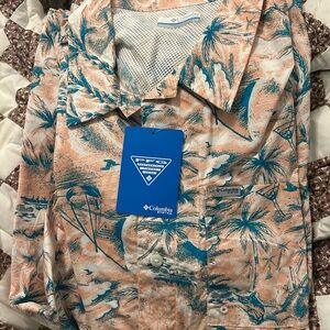 NWT Columbia Men's Tropical Print Shirt